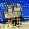 Las jugadoras del Movistar Estudiantes Femenino han calentado con los cubres